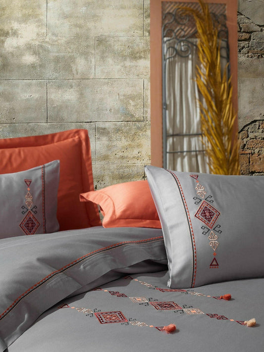 Dantela Tilbe - Embroidered Luxury Duvet Cover Set - creativehome-designs