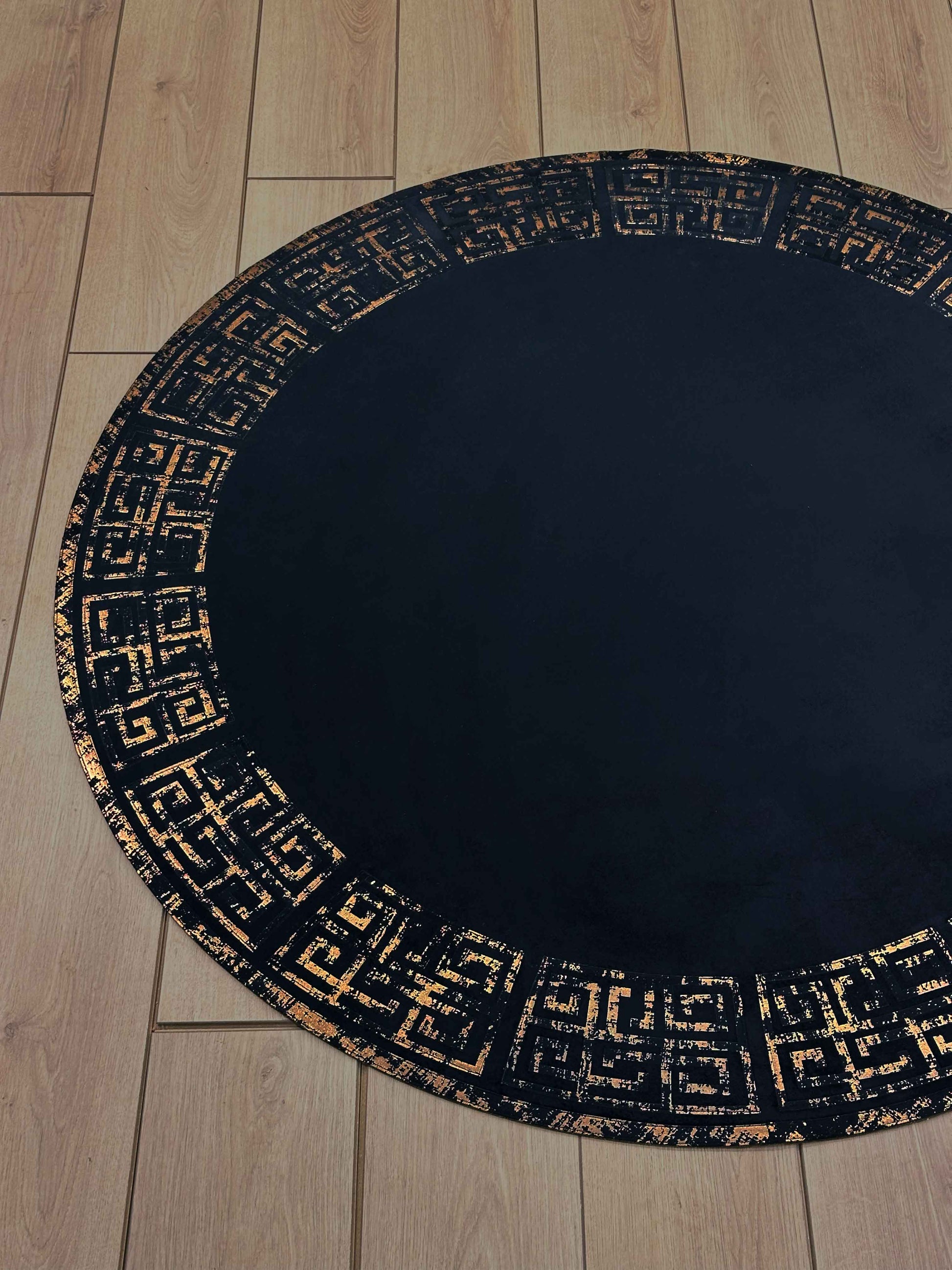 Anka Round Luxury Rug by Creative Home, Greek Key Versace Pattern Leather Mat, Black & Ancient Copper color Washable Carpet,RUGR-CH-ANKALE-BlaACop-140