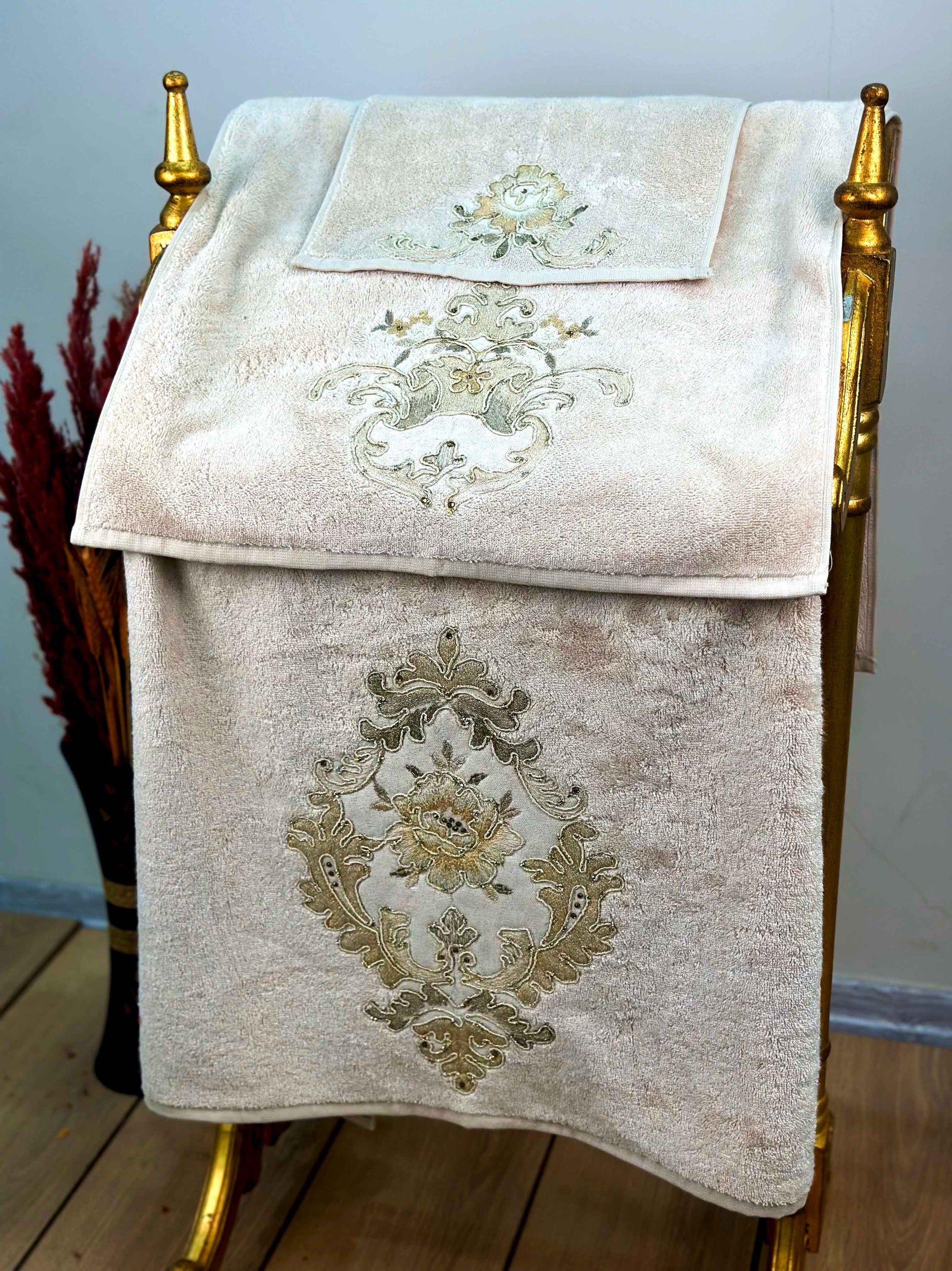 Gelin Beige Towel Set - Creative Home Designs, Luxury Soft Turkish Bathing Towels, Bamboo Bath Towel, Hand Towel & Washcloth, Cream & Gold Towels,TS-CH-GELIN-Bei