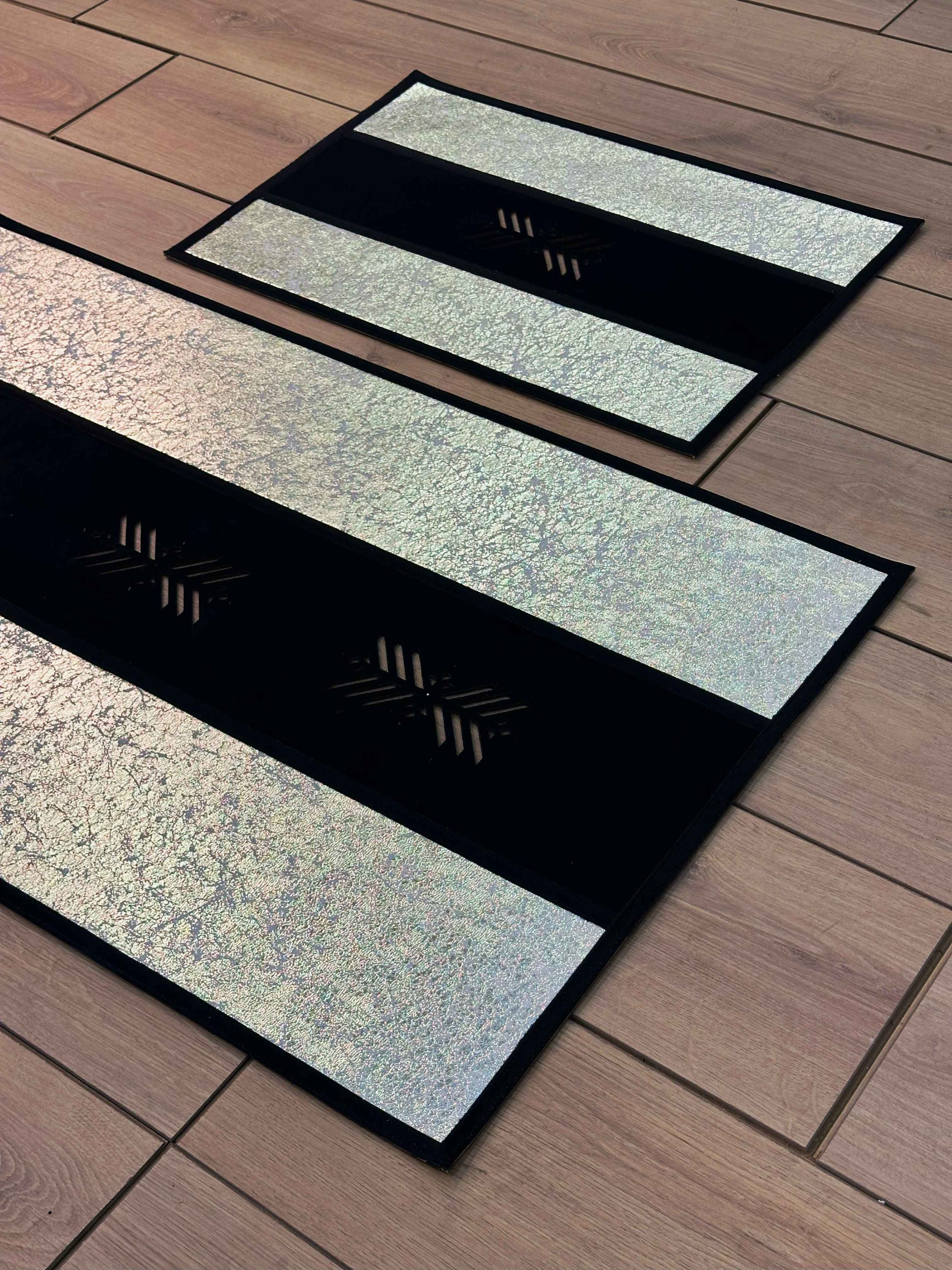 Selvi Rectangular Black & Veined Antique Gold Modern Leather Minimal Rug - by Creative Home Rugs & Turkish Carpets,RUG-SELVI-BlaGo-4060,RUG-SELVI-BlaGo-60100,RUG-SELVI-BlaGo-70120,RUG-SELVI-BlaGo-90150,RUG-SELVI-BlaGo-121182,RUG-SELVI-BlaGo-152243,RUG-SELVI-BlaGo-182274