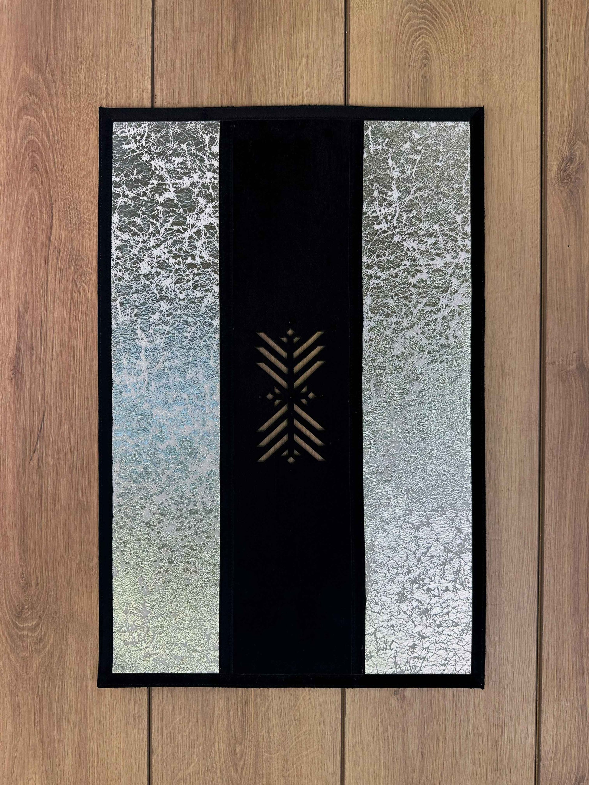 Selvi Rectangular Black & Veined Antique Gold Modern Leather Minimal Rug - by Creative Home Rugs & Turkish Carpets,RUG-SELVI-BlaGo-4060,RUG-SELVI-BlaGo-60100,RUG-SELVI-BlaGo-70120,RUG-SELVI-BlaGo-90150,RUG-SELVI-BlaGo-121182,RUG-SELVI-BlaGo-152243,RUG-SELVI-BlaGo-182274