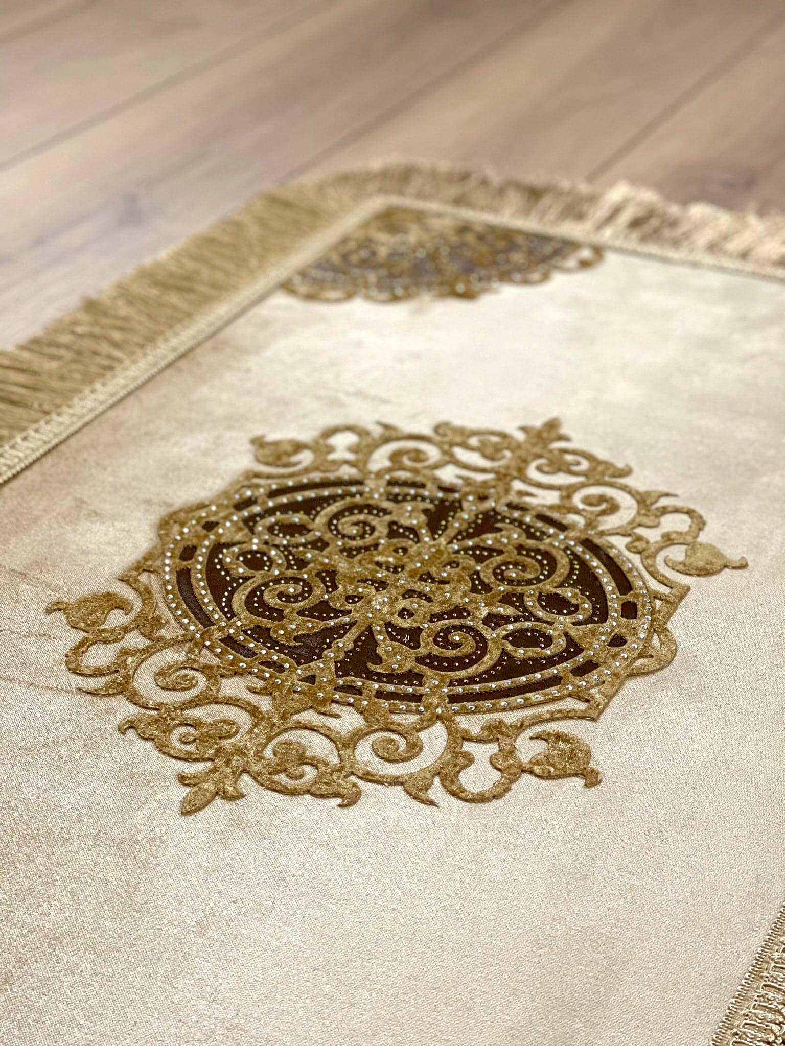 Ruya Limited Edition Rug - Creative Home Designs, Velvet Royal Luxury Turkish Gold Color Carpet or Mat with Tassels,RUG-RUYALE-Go-60100,RUG-RUYALE-Go-70120,RUG-RUYALE-Go-90150,RUG-RUYALE-Go-121182,RUG-RUYALE-Go-152243