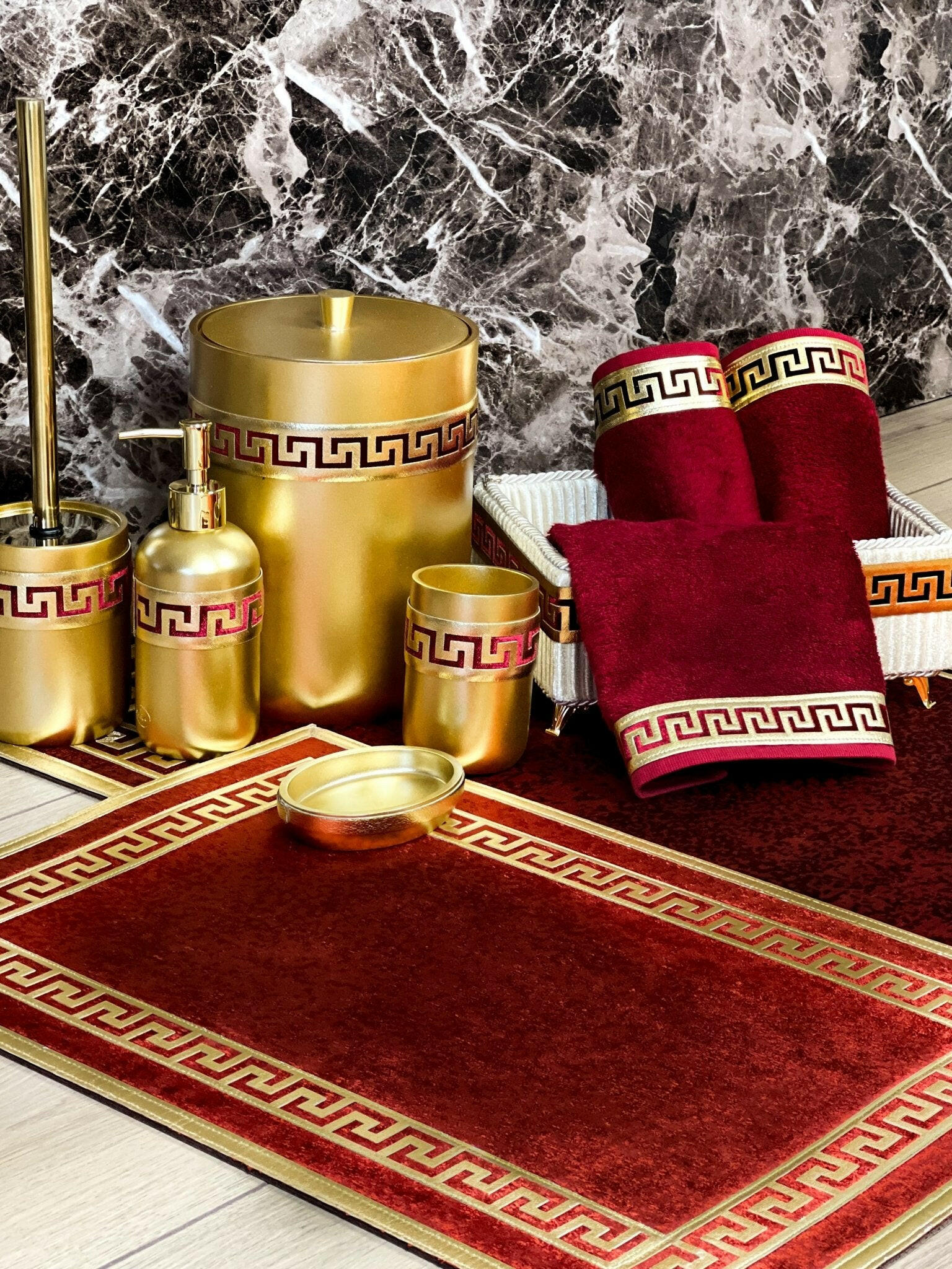 Anka Burgundy Red & Gold Bathroom Set - Creative HomeBathroom Accessory Sets
