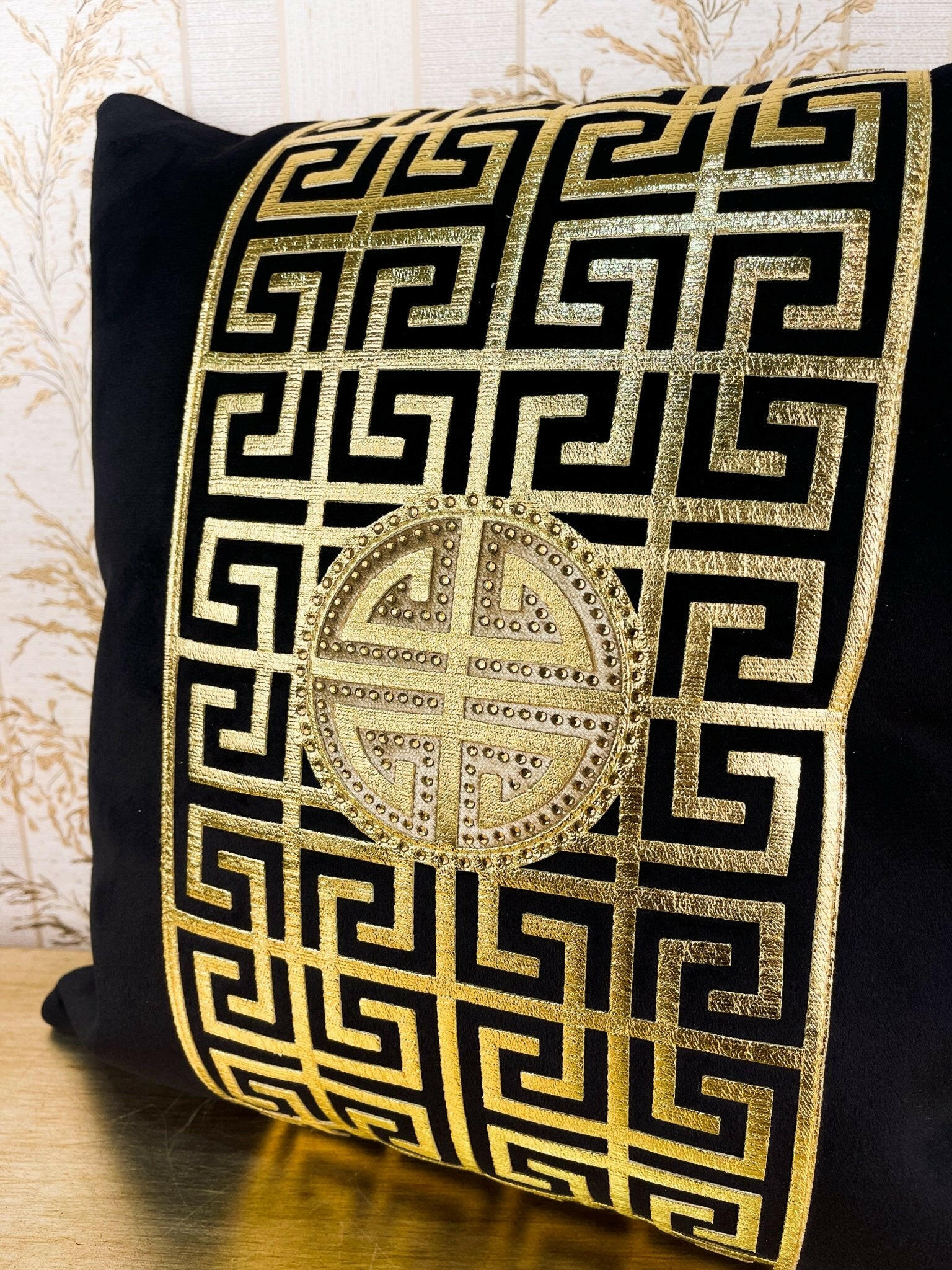 Anka Cushion Cover - Creative Home Designs Pillowcases, Luxury Turkish Throw Pillows & Shams, Black & Gold Color Greek Key Versace Pattern Sham,CC-CH-ANKA-BlaGo-1S1R,CC-CH-ANKA-BlaGo-2S,CC-CH-ANKA-BlaGo-2R,CC-CH-ANKA-BlaGo-2S1R