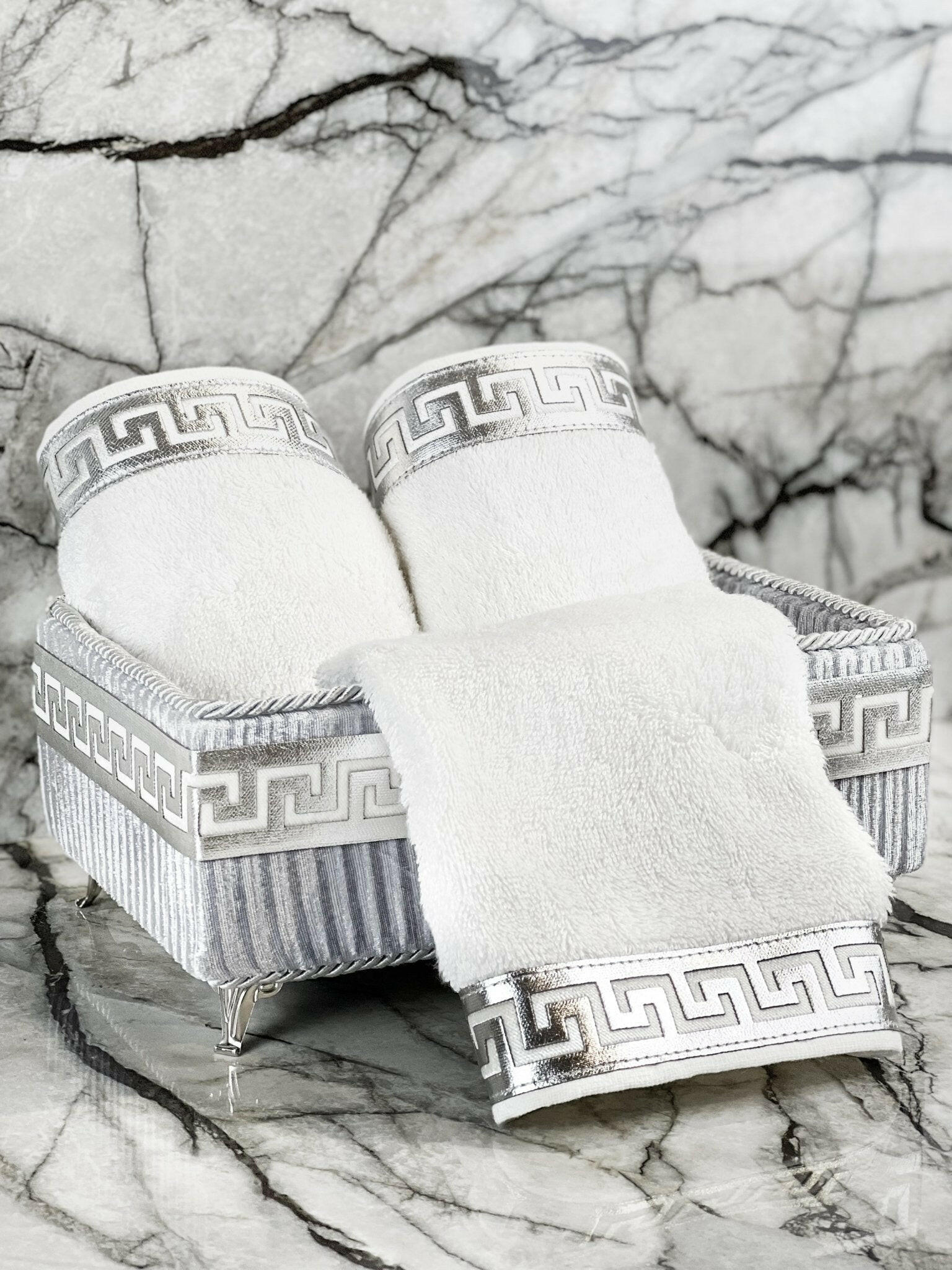 Anka Grey & Silver Bathroom Set - Creative HomeBathroom Accessory Sets