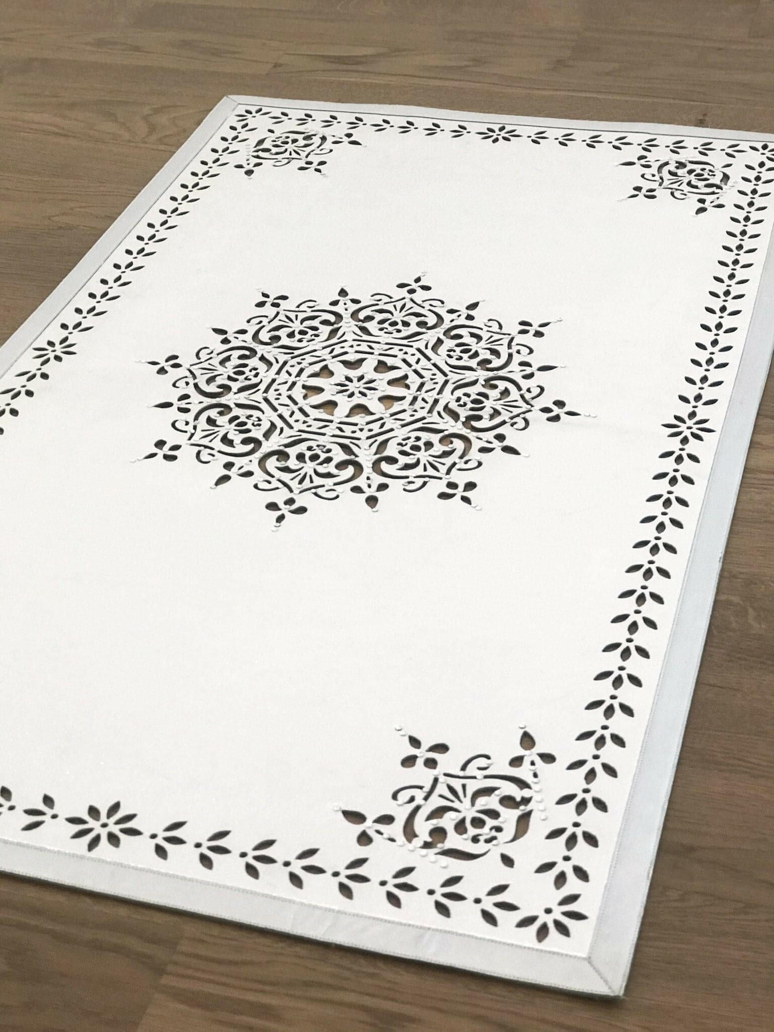 Damask Rug - creativehome-designs