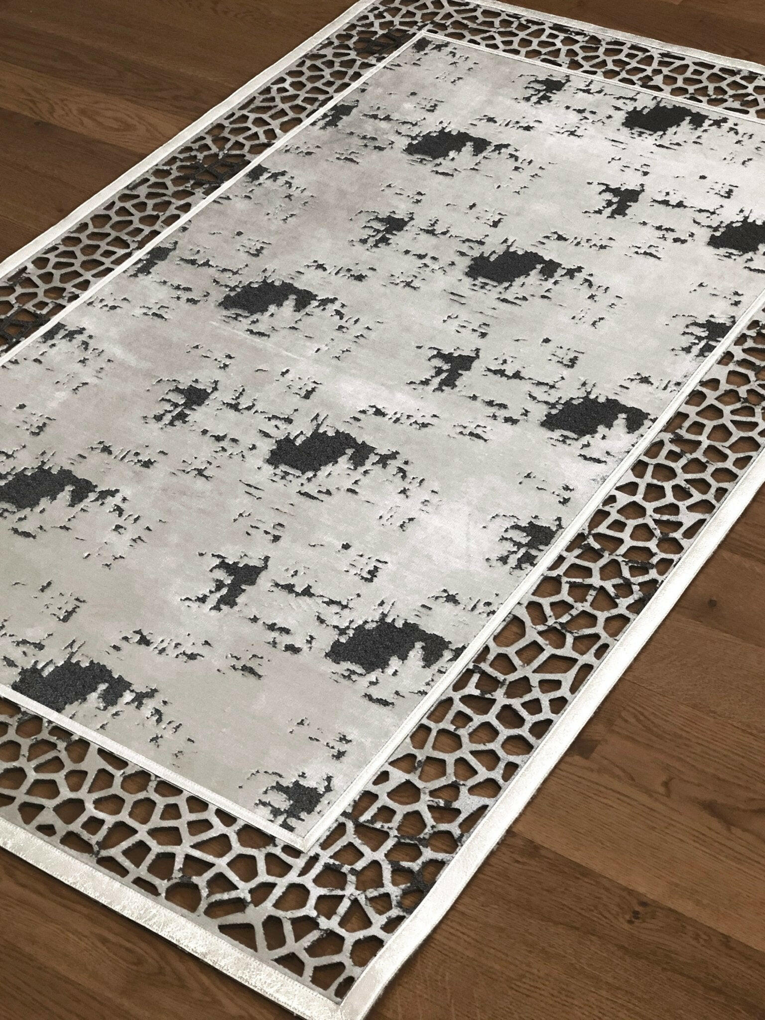 Esin Rug - Creative HomeRugs