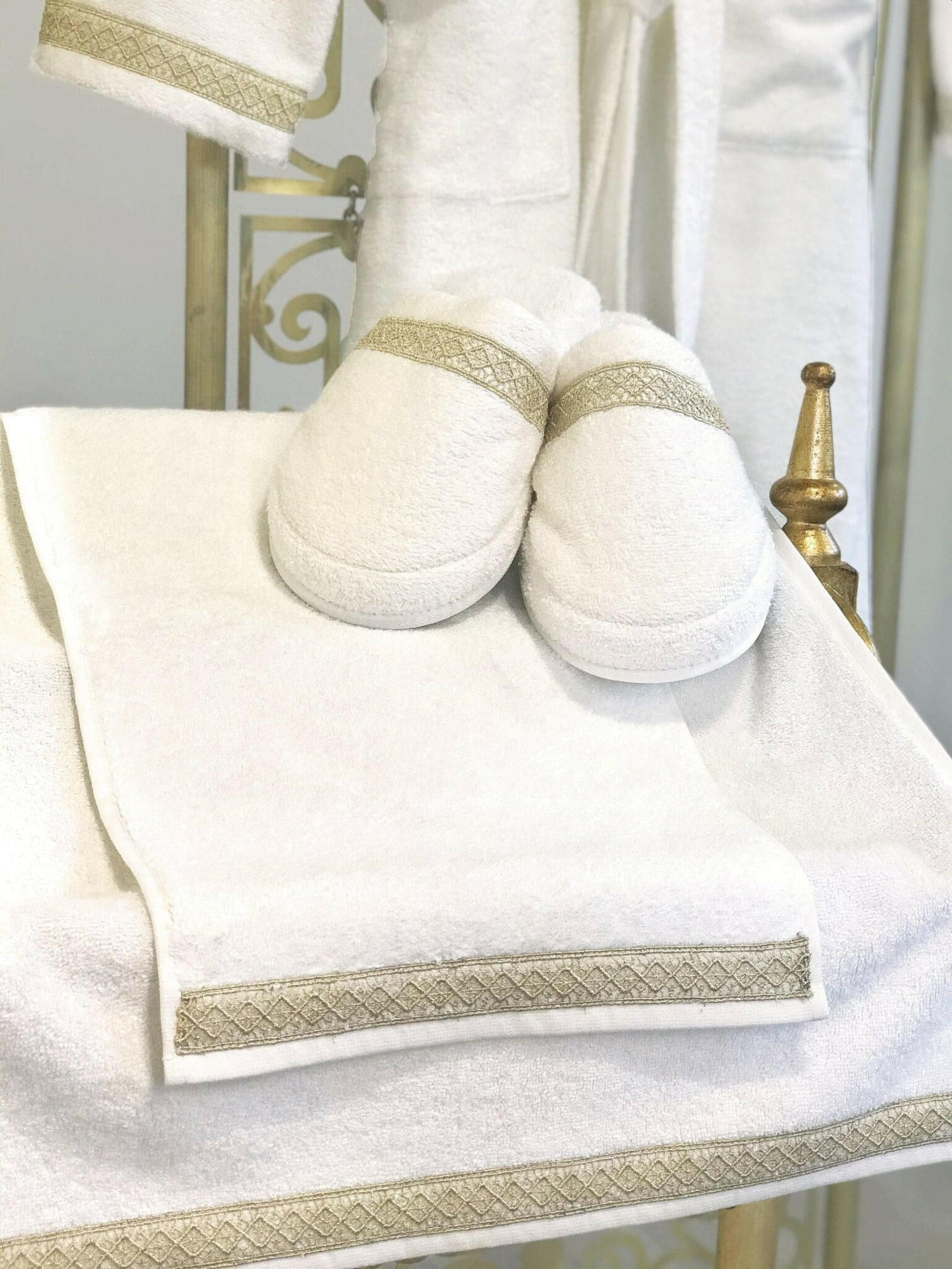 Gunes Bathrobe Set (His & Her) - creativehome-designs