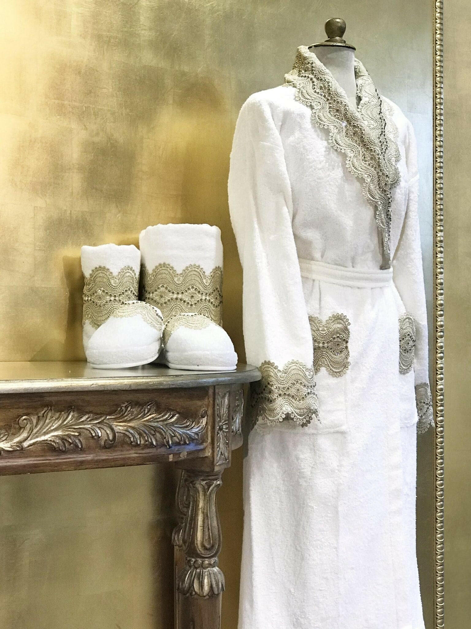 Gunes Exclusive Bathrobe - creativehome-designs