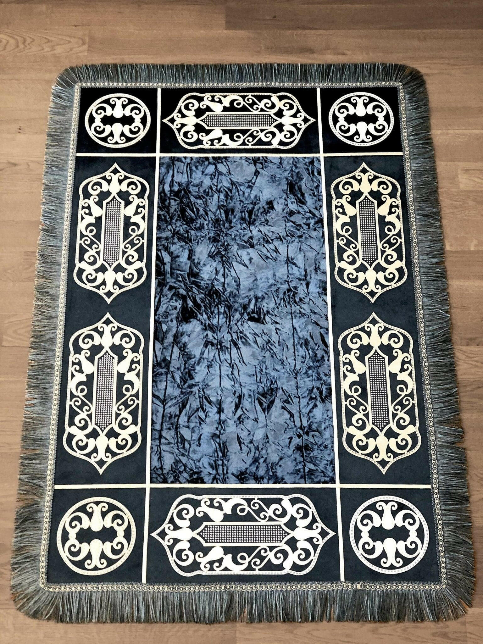 Kilim Rug - creativehome-designs
