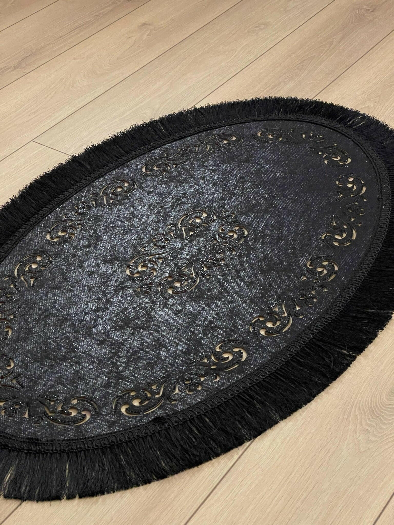 Melda Rug Black Oval Rug - Creative Home Designs Rugs, Turkish Carpet With Tassels & Diamonds, Non Slip Mat,RUG-MELDA-Bla-4060,RUG-MELDA-Bla-60100,RUG-MELDA-Bla-70120,RUG-MELDA-Bla-90150,RUG-MELDA-Bla-121182,RUG-MELDA-Bla-1522243