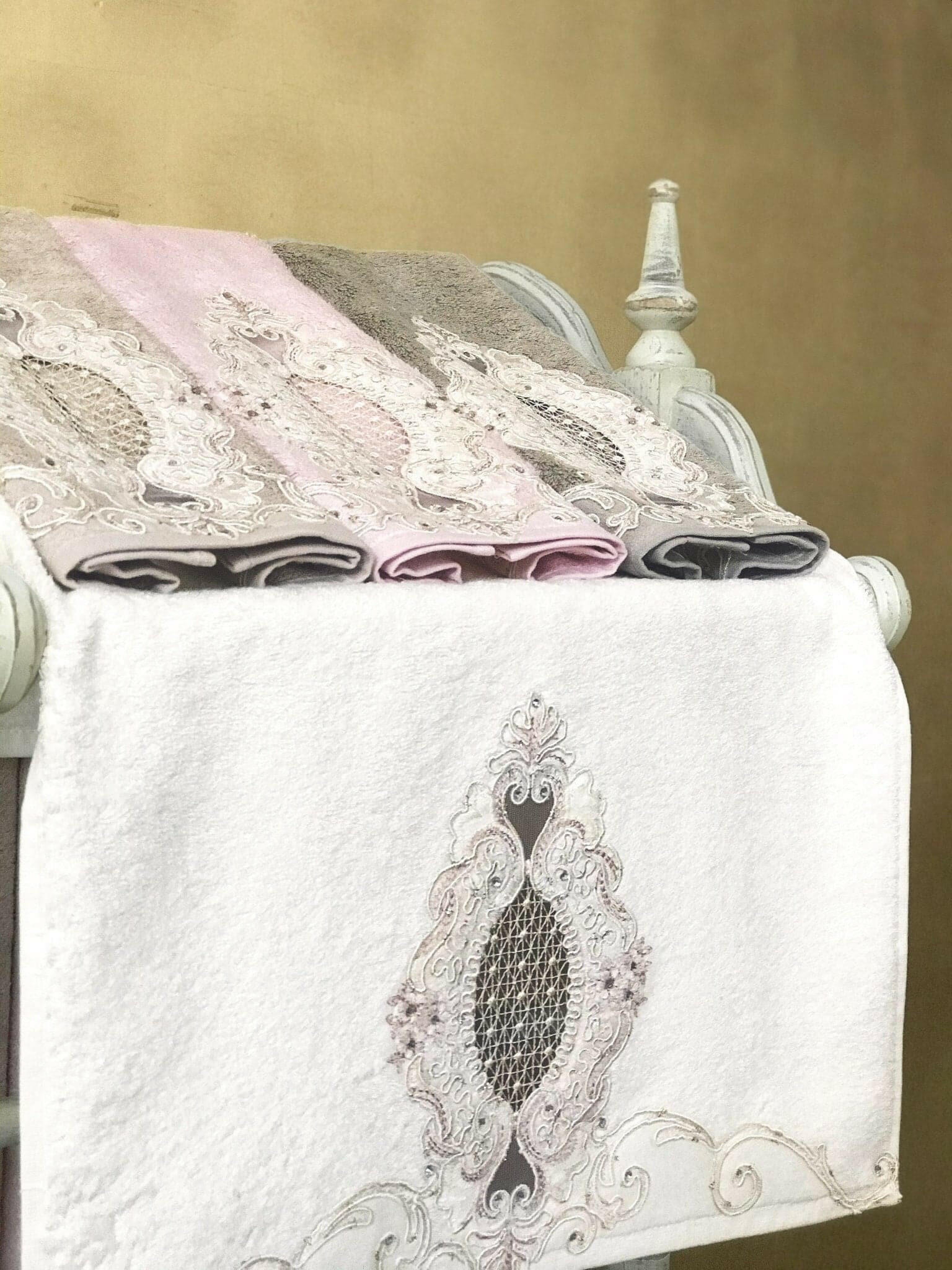 Meral Towel Color Set - creativehome-designs
