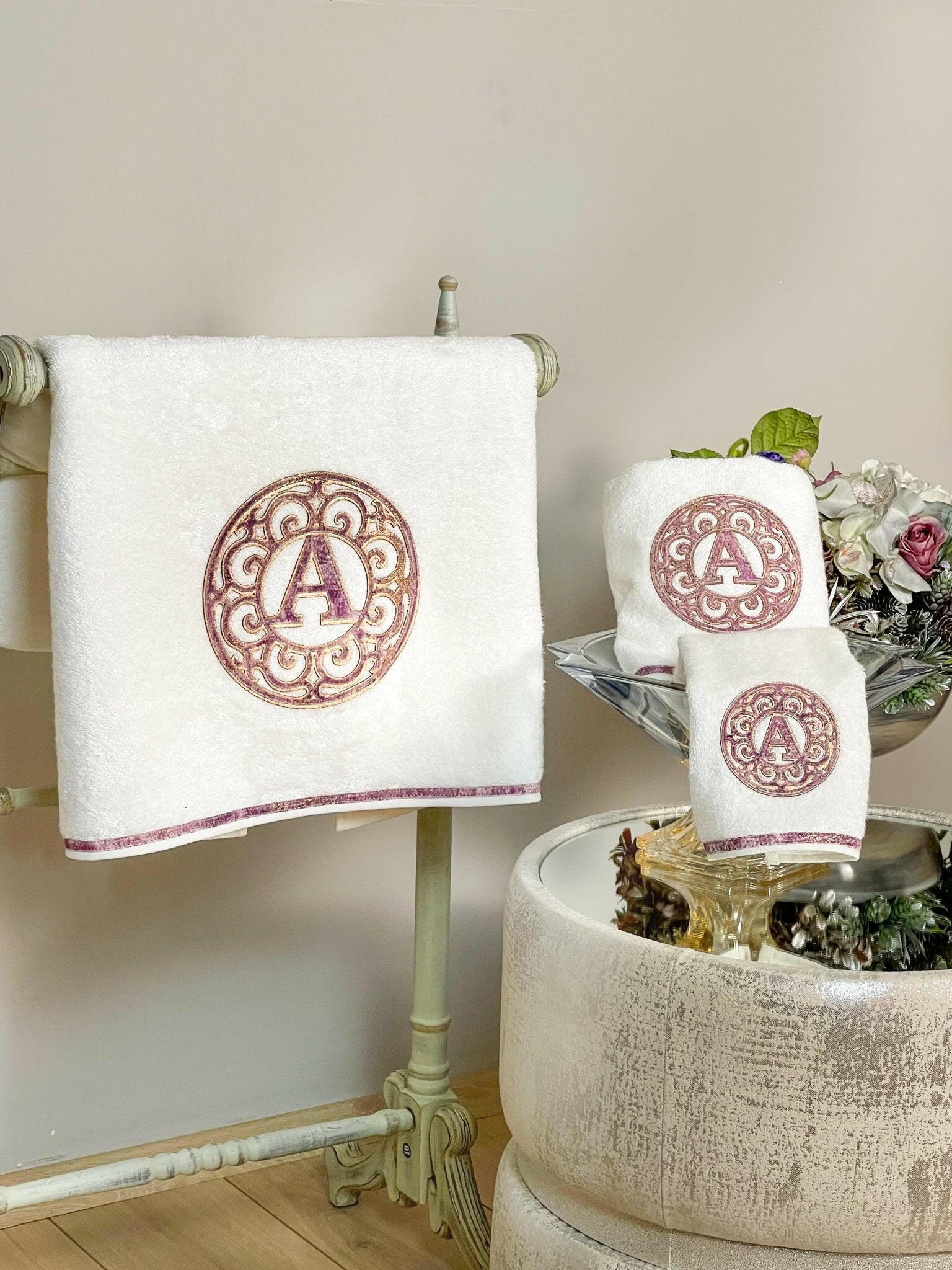 Personalized Initial Lyra Towel Set - Creative HomeTowels