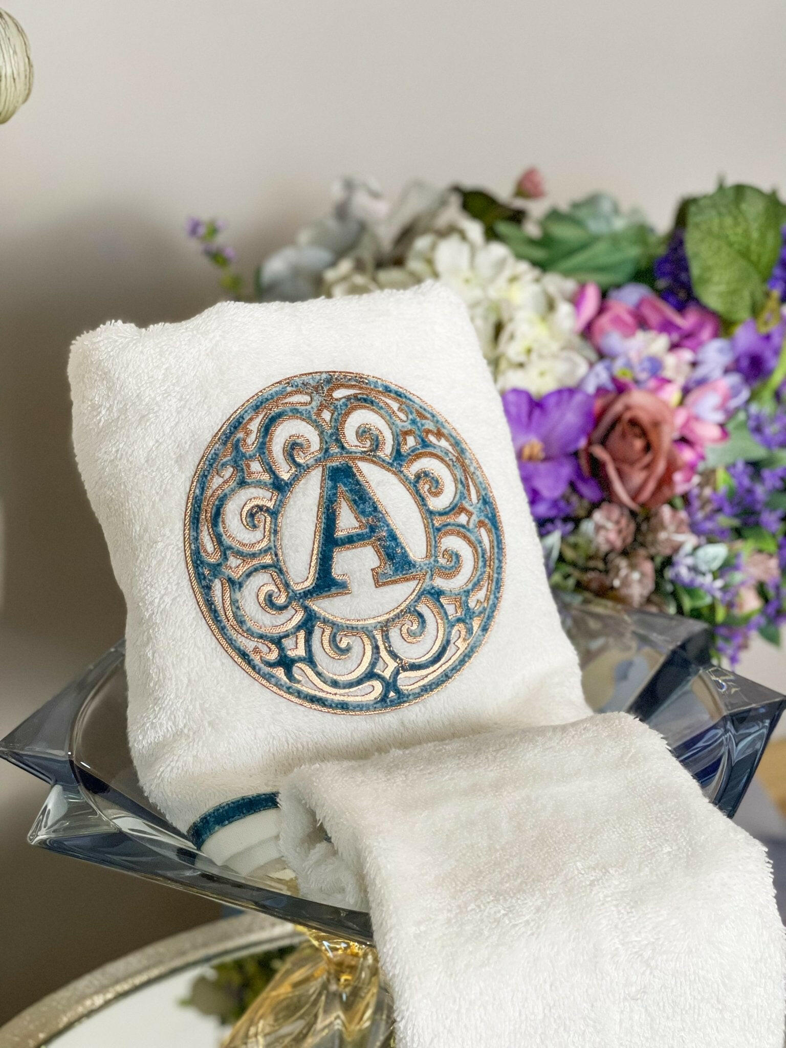 Personalized Initial Lyra Towel Set - Creative HomeTowels