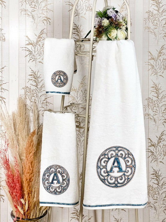 Personalized Initial Lyra Towel Set - Creative HomeTowels