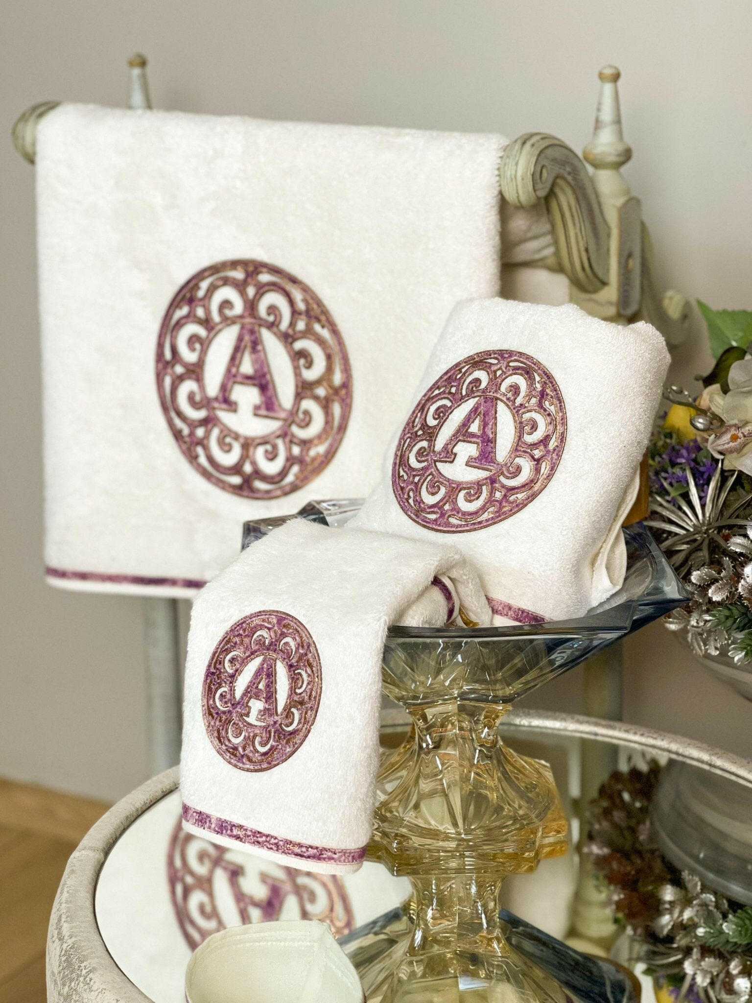 Personalized Initial Lyra Towel Set - Creative HomeTowels