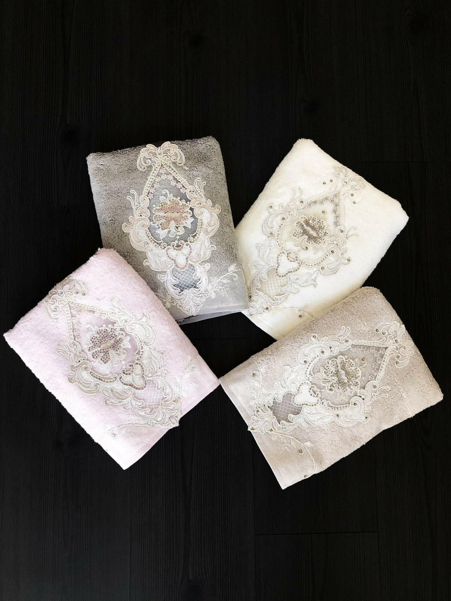 Selen Towel Color Set - creativehome-designs