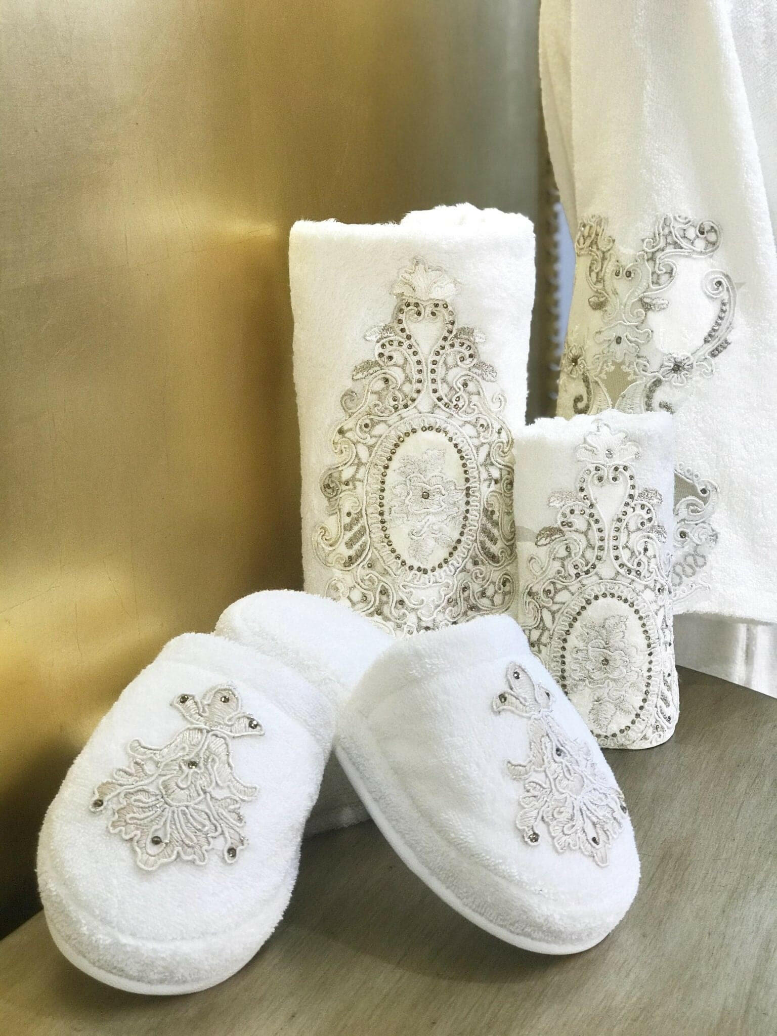 Selin Bathrobe - creativehome-designs