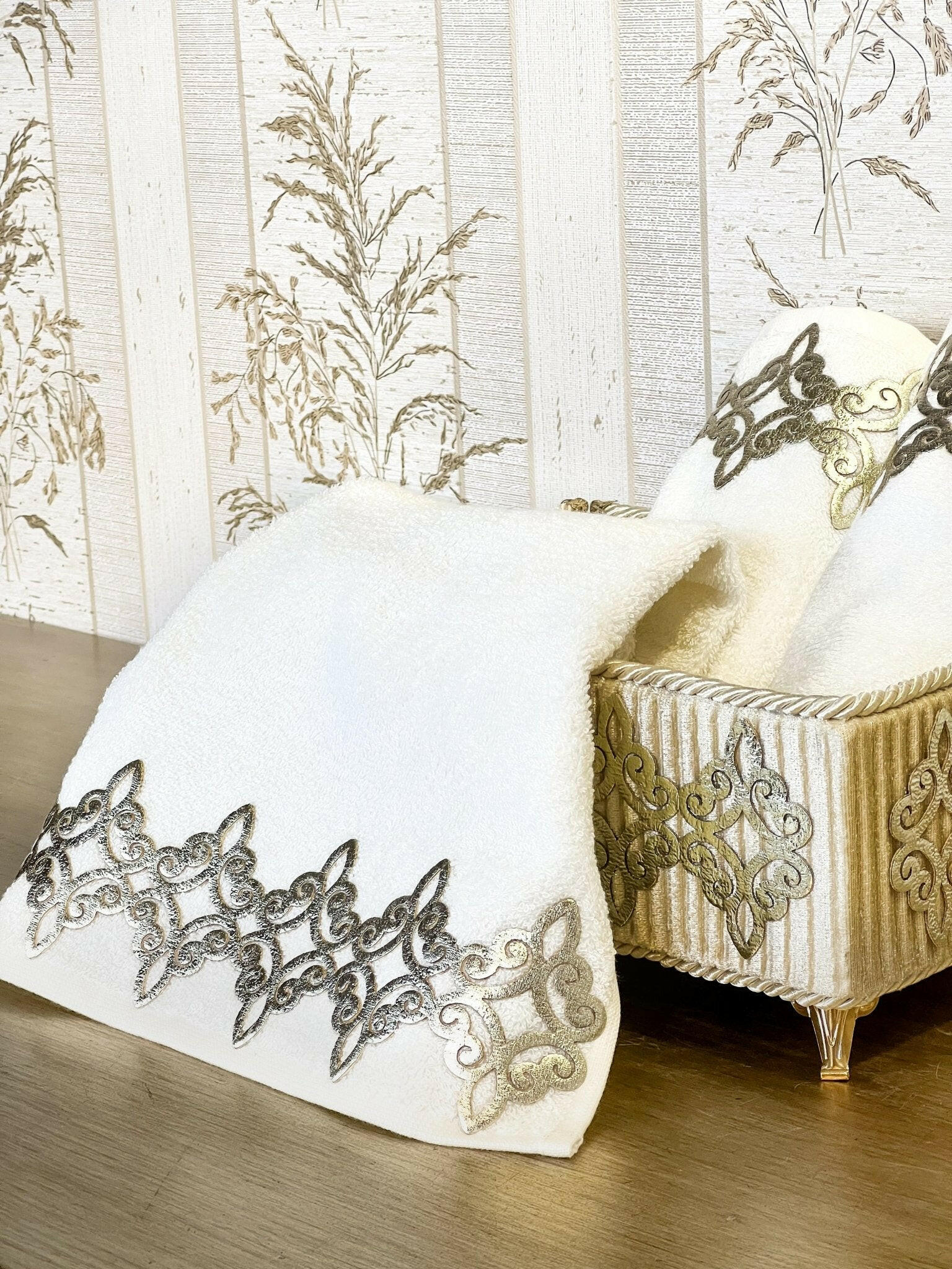 Sena Gold Bathroom Set - Creative HomeBathroom Accessory Sets