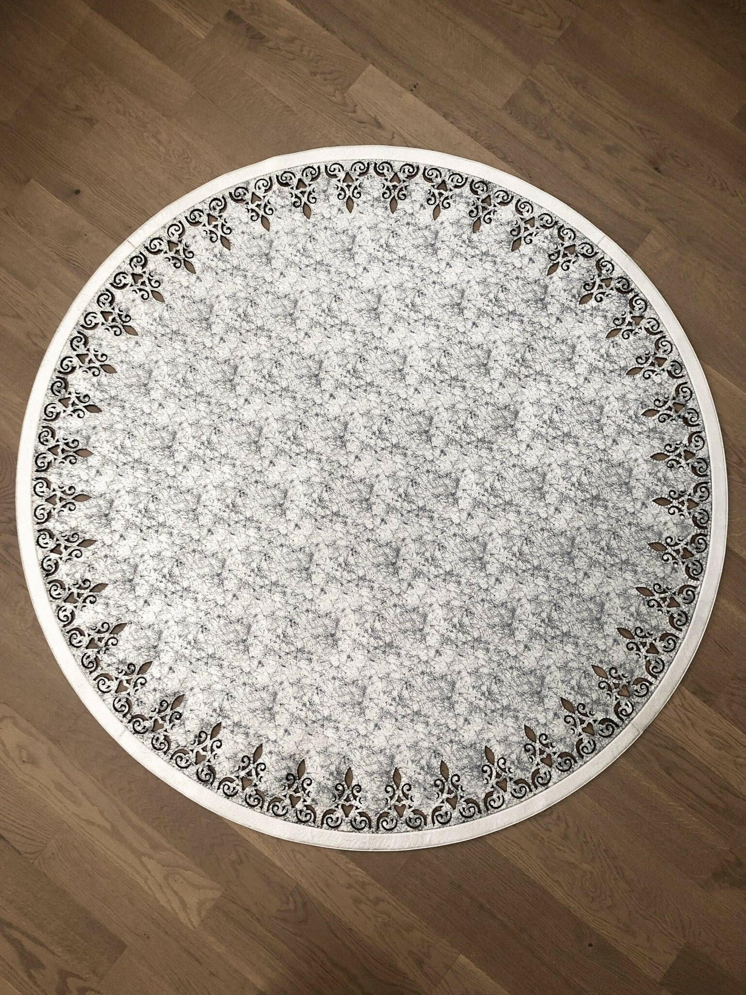 Sena Round Rug - creativehome-designs