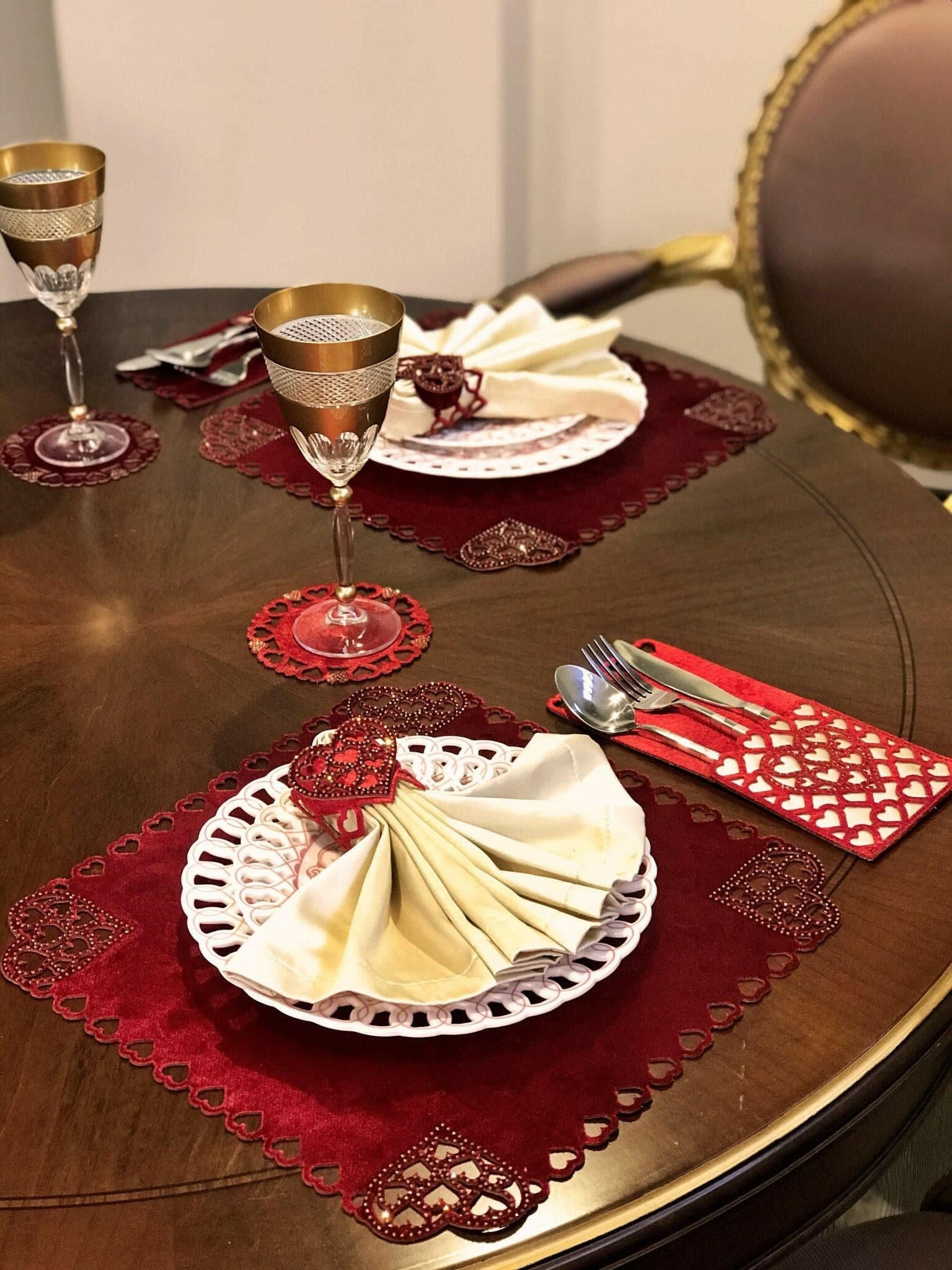 Sevgi Dining Set - creativehome-designs